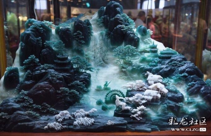 淘宝与华为举办鸿蒙合作签约仪式，将启动鸿蒙原生应用开发