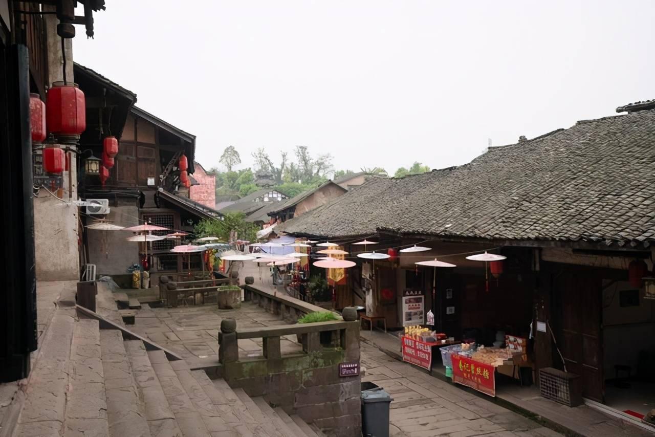 蝎子逃生之地