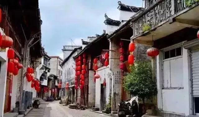 “悄然”鸣锣，自称“港股白酒第二股”，它是谁？
